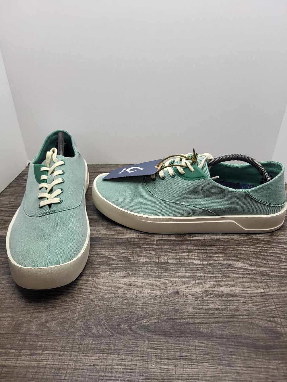 OluKai Tradewind Canvas Casual Sneakers Mens Size 11.5 Bamboo Green New